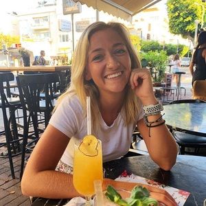 Meet your Posher, Rachel